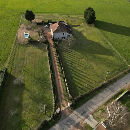 Villa 99 Maison Des Merles Briennon